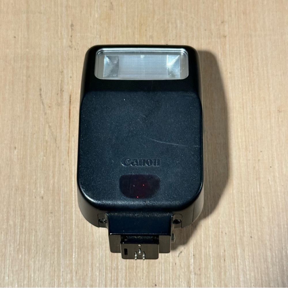 Canon Speedlite 200E Shoe Mount Flash Powers On UNTESTED Read Info Below!